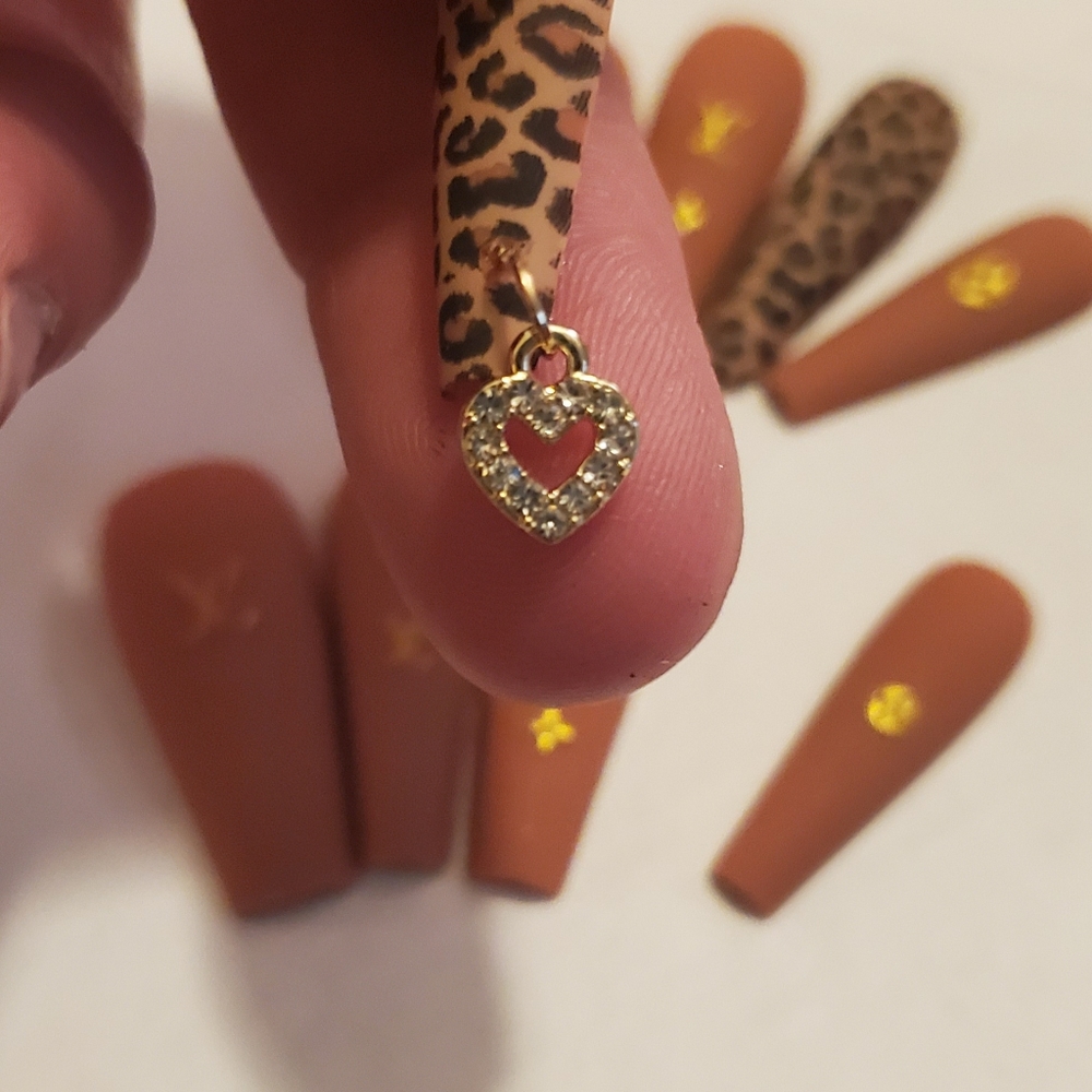 Nails ๐
- Picture 4 of 6